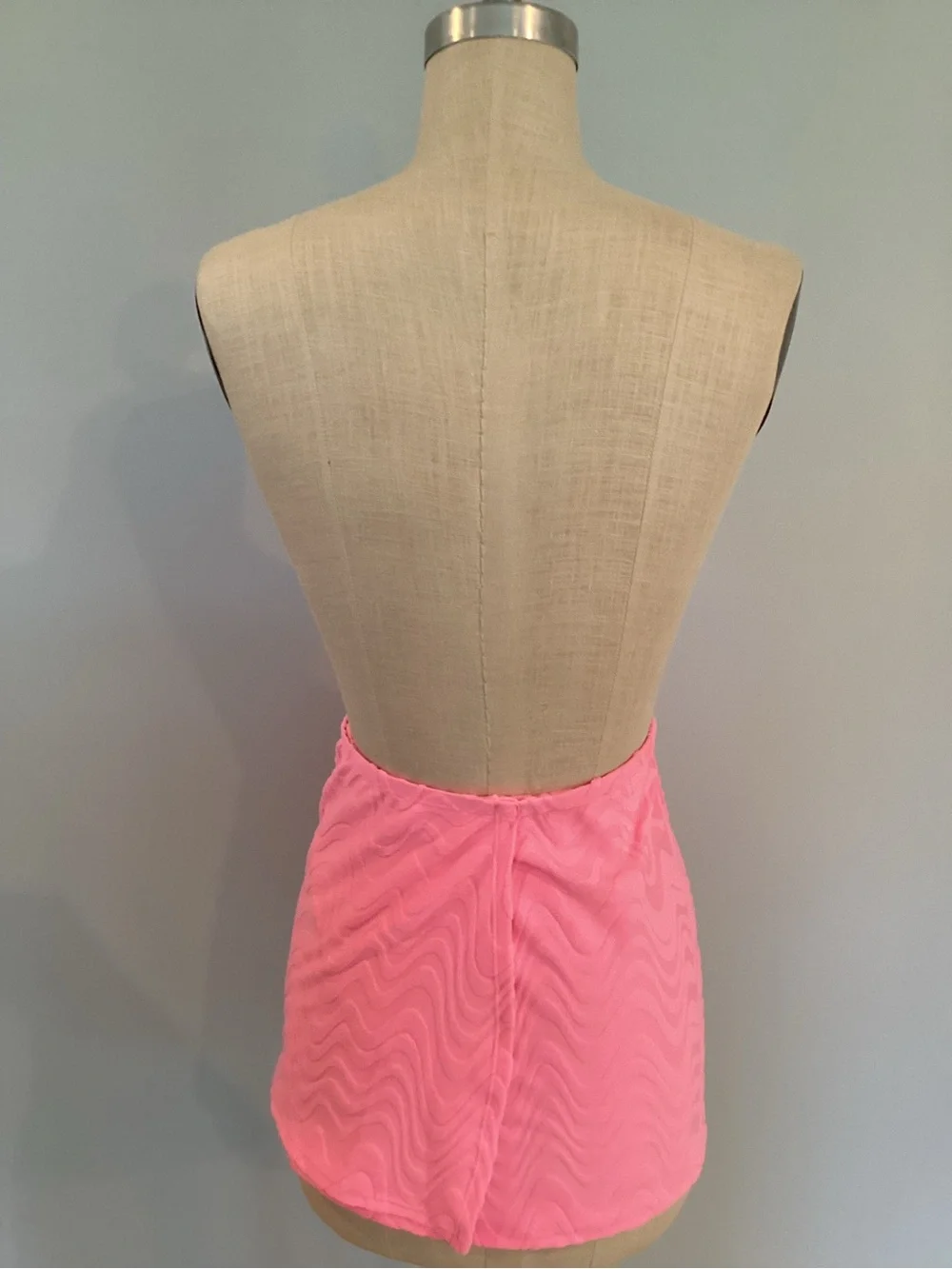 wild fable Neon Pink Textured Wavy Sarong Size X